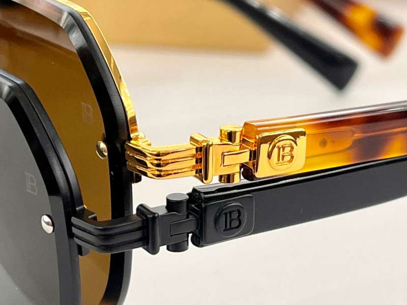 Picture of Balmain Sunglasses _SKUfw53760788fw